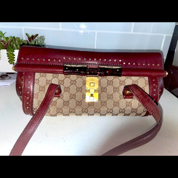 VINTAGE STUDDED BORDEAUX GUCCI BAMBOO BULLET BAG w/ BRASS HARDWARE & ACCENTS - Picture 10 of 12